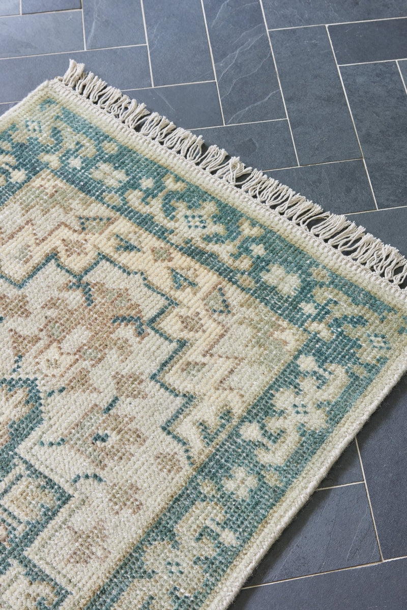 Erin Gates Concord Green Hand Knotted Wool Area Rug - BlueJay Avenue